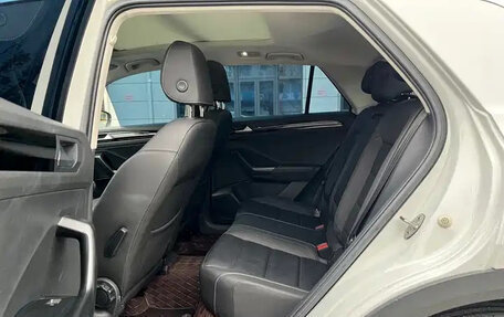 Volkswagen T-Roc I, 2022 год, 1 297 000 рублей, 10 фотография