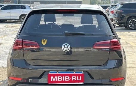 Volkswagen Golf VII, 2021 год, 1 390 013 рублей, 3 фотография