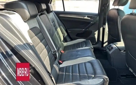 Volkswagen Golf VII, 2021 год, 1 390 013 рублей, 8 фотография