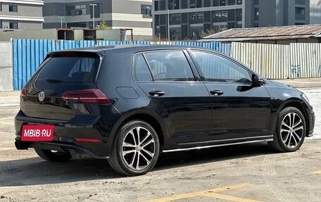 Volkswagen Golf VII, 2021 год, 1 390 013 рублей, 4 фотография