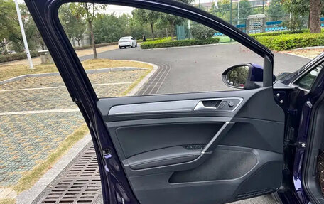 Volkswagen Golf VII, 2020 год, 1 490 013 рублей, 12 фотография