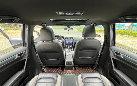 Volkswagen Golf VII, 2020 год, 1 490 013 рублей, 24 фотография