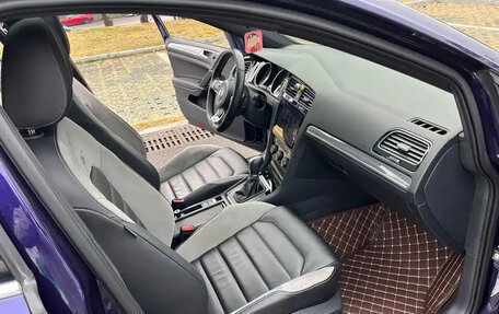 Volkswagen Golf VII, 2020 год, 1 490 013 рублей, 26 фотография