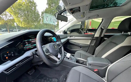 Volkswagen Golf VIII, 2021 год, 1 350 013 рублей, 6 фотография