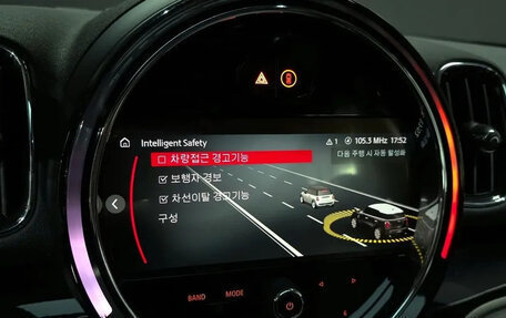 MINI Countryman II (F60), 2022 год, 2 000 000 рублей, 14 фотография