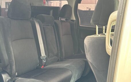 Toyota Vellfire I, 2010 год, 950 000 рублей, 11 фотография