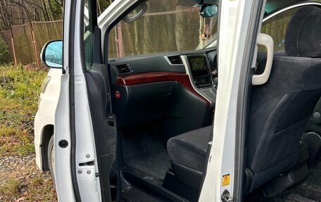 Toyota Vellfire I, 2010 год, 950 000 рублей, 12 фотография