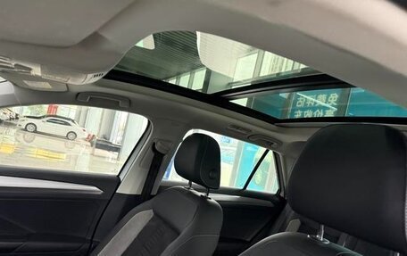 Volkswagen T-Roc I, 2022 год, 1 480 000 рублей, 7 фотография