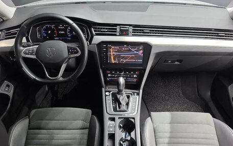 Volkswagen Passat B8 рестайлинг, 2022 год, 1 765 000 рублей, 8 фотография