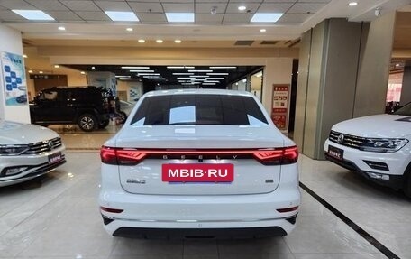 Geely Emgrand, 2022 год, 900 000 рублей, 5 фотография