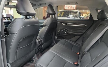 Geely Emgrand, 2022 год, 900 000 рублей, 19 фотография