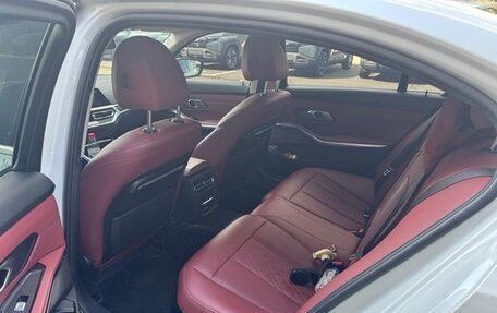 BMW 3 серия, 2021 год, 2 700 000 рублей, 6 фотография