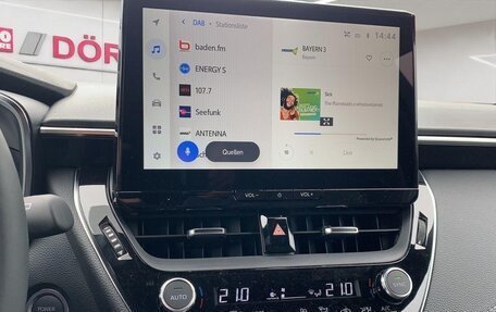 Toyota Corolla, 2023 год, 3 832 000 рублей, 14 фотография