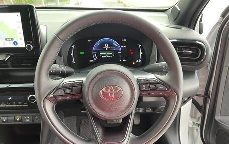 Toyota Yaris Cross, 2025 год, 2 593 000 рублей, 6 фотография