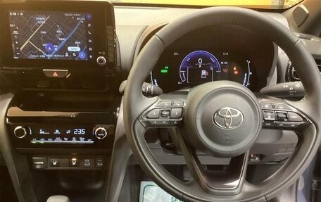 Toyota Yaris Cross, 2025 год, 2 780 000 рублей, 13 фотография