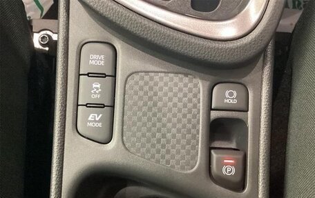 Toyota Yaris Cross, 2025 год, 2 780 000 рублей, 16 фотография