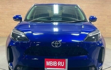 Toyota Yaris Cross, 2020 год, 1 900 000 рублей, 2 фотография