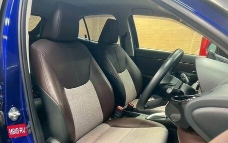 Toyota Yaris Cross, 2020 год, 1 900 000 рублей, 16 фотография