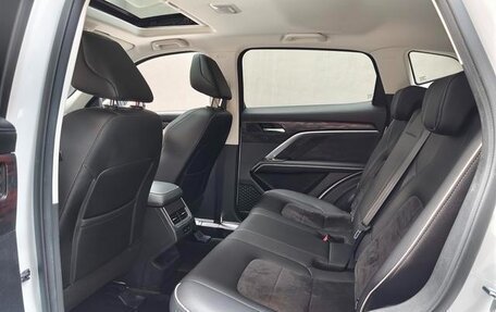 Haval H6, 2022 год, 1 335 000 рублей, 6 фотография