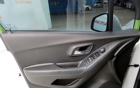 Chevrolet Trax, 2022 год, 1 187 000 рублей, 14 фотография