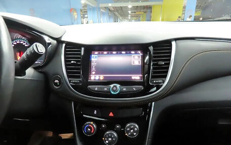 Chevrolet Trax, 2022 год, 1 187 000 рублей, 10 фотография