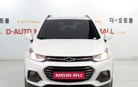 Chevrolet Trax, 2022 год, 1 187 000 рублей, 2 фотография