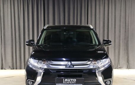 Mitsubishi Outlander III рестайлинг 3, 2017 год, 1 749 000 рублей, 13 фотография