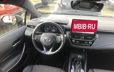 Toyota Corolla, 2023 год, 3 352 000 рублей, 6 фотография