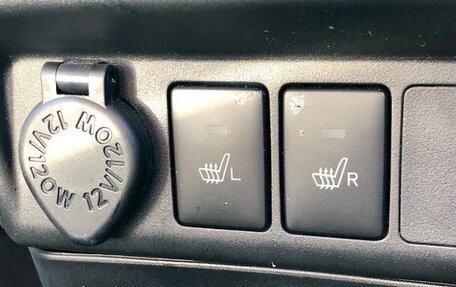 Toyota Roomy I, 2023 год, 898 000 рублей, 15 фотография