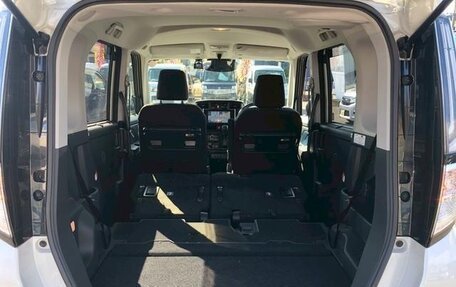 Toyota Roomy I, 2023 год, 898 000 рублей, 27 фотография