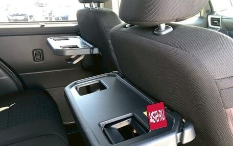 Toyota Roomy I, 2023 год, 898 000 рублей, 20 фотография