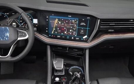 Volkswagen Touareg III, 2025 год, 11 000 000 рублей, 4 фотография