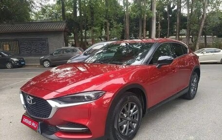 Mazda CX-4, 2021 год, 2 100 000 рублей, 1 фотография