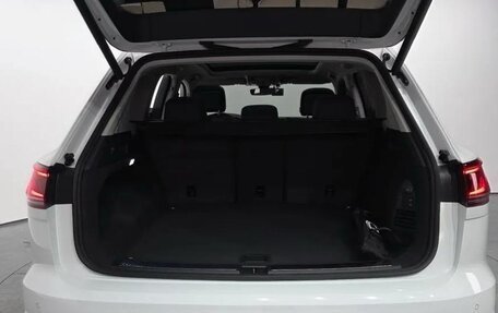 Volkswagen Touareg III, 2025 год, 11 000 000 рублей, 15 фотография