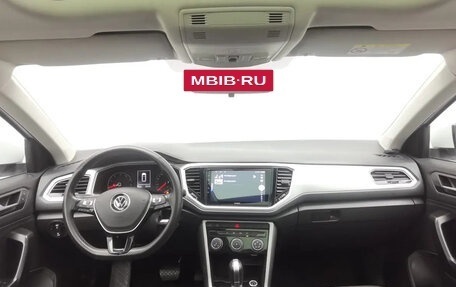 Volkswagen T-Roc I, 2022 год, 1 400 000 рублей, 8 фотография