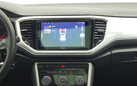 Volkswagen T-Roc I, 2022 год, 1 400 000 рублей, 11 фотография