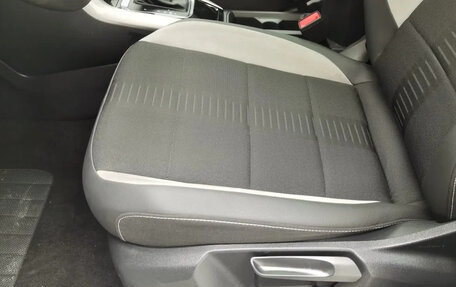 Volkswagen T-Roc I, 2022 год, 1 400 000 рублей, 14 фотография