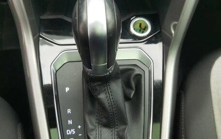 Volkswagen T-Roc I, 2022 год, 1 400 000 рублей, 12 фотография