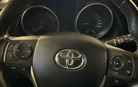 Toyota Auris II, 2018 год, 2 000 000 рублей, 12 фотография