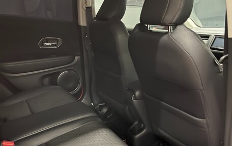 Honda Vezel, 2018 год, 1 790 000 рублей, 11 фотография