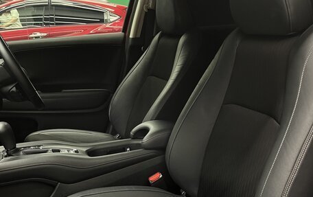 Honda Vezel, 2018 год, 1 790 000 рублей, 19 фотография