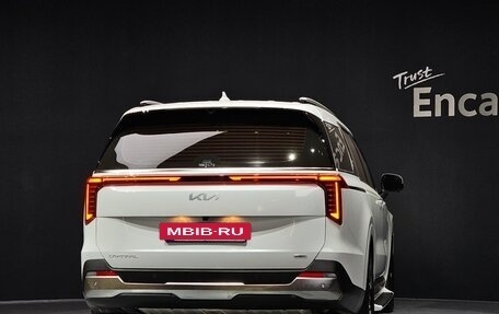 KIA Carnival, 2025 год, 5 600 000 рублей, 19 фотография