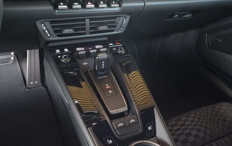 Porsche 911, 2026 год, 28 826 000 рублей, 16 фотография