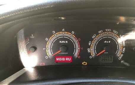 Chevrolet Niva I рестайлинг, 2012 год, 700 000 рублей, 15 фотография