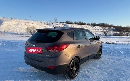 Hyundai ix35 I рестайлинг, 2015 год, 1 495 000 рублей, 13 фотография