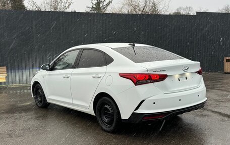 Hyundai Solaris II рестайлинг, 2021 год, 1 582 000 рублей, 6 фотография