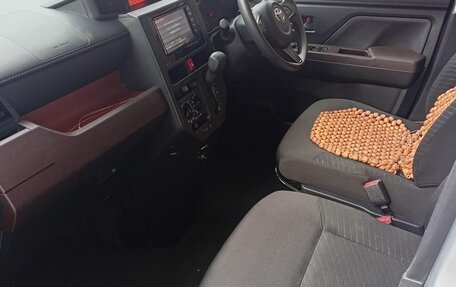 Toyota Roomy I, 2020 год, 1 090 000 рублей, 2 фотография