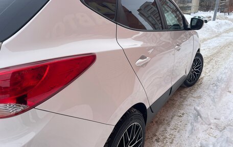 Hyundai ix35 I рестайлинг, 2013 год, 1 500 000 рублей, 9 фотография