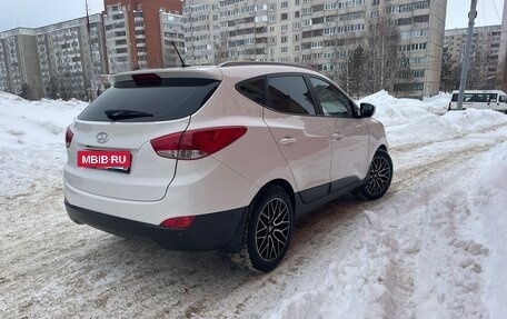 Hyundai ix35 I рестайлинг, 2013 год, 1 500 000 рублей, 6 фотография