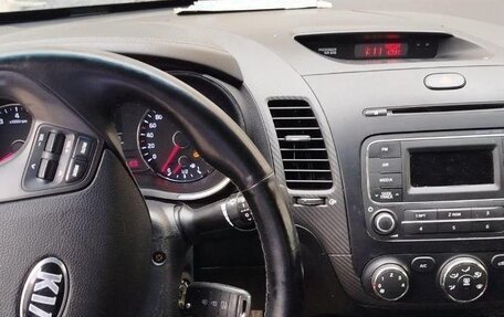 KIA Cerato III, 2013 год, 750 000 рублей, 12 фотография